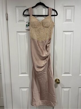 Elegant Champagne Satin & Lace Midi/Maxi Dress – Size M